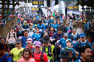 BIB: 000, 450, 090
                            <button type="button" onclick="openModal(13431217)" class="btn btn-primary btn-sm float-right btn-popup" data-toggle="modal" data-target=".modal-high-quality">
                        <i class="fas fa-shopping-cart"></i> Add to Cart
                    </button>
                                            <button type="button" onclick="isThisMe(13431217, true)" class="btn btn-success btn-sm float-right btn-popup btn-isme hidden" data-toggle="tooltip" data-placement="bottom" title="นี่คือรูปของคุณใช่ไหม คลิกที่นี่เพื่อเอาเข้าอัลบั้ม">
                        <i class="fas fa-plus"></i> Add to album
                    </button>
                    <button type="button" onclick="isThisMe(13431217, false)" class="btn btn-warning btn-sm float-right btn-popup btn-isnotme hidden">
                        <i class="fas fa-ban"></i> Remove from album
                    </button>